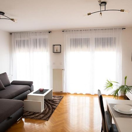 Apartman Martes Славонський Брод Екстер'єр фото