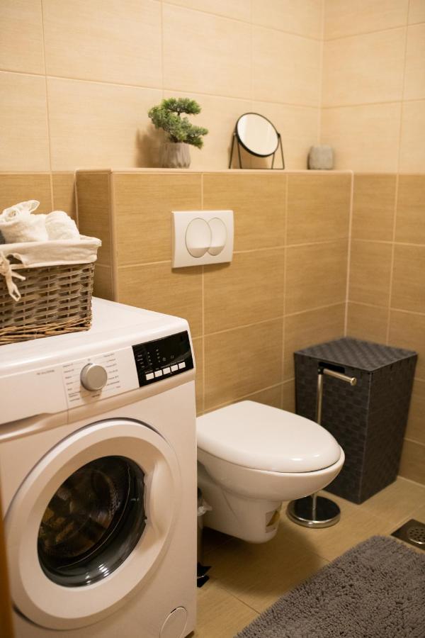 Apartman Martes Славонський Брод Екстер'єр фото